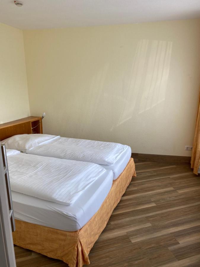 Nordseehotel Benser Hof Am Hafen Bensersiel Kültér fotó