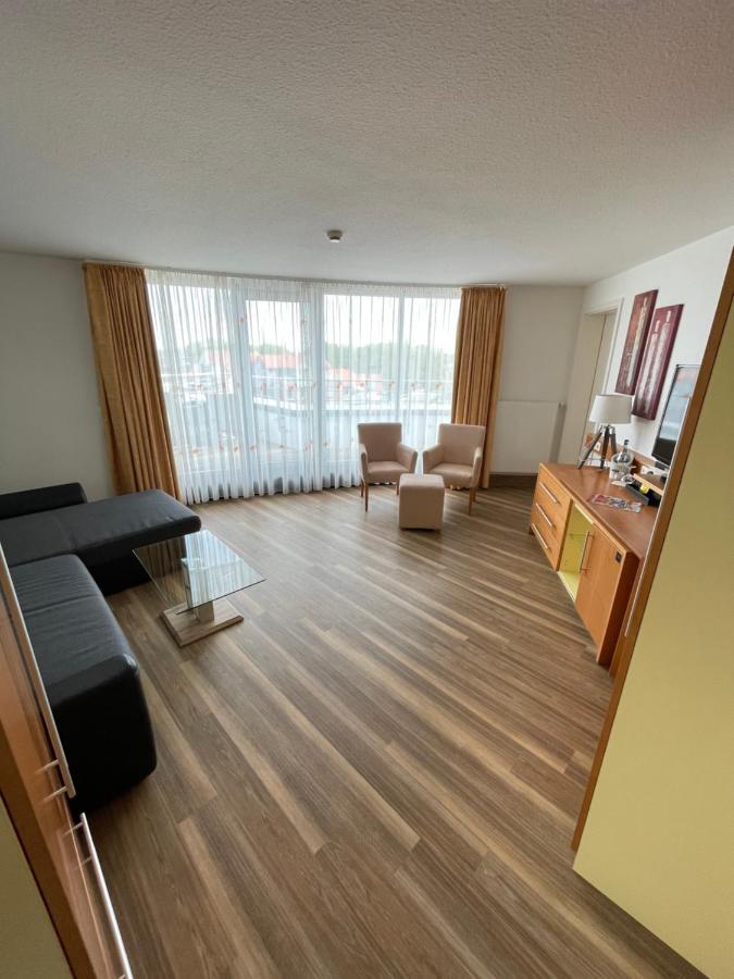 Nordseehotel Benser Hof Am Hafen Bensersiel Kültér fotó