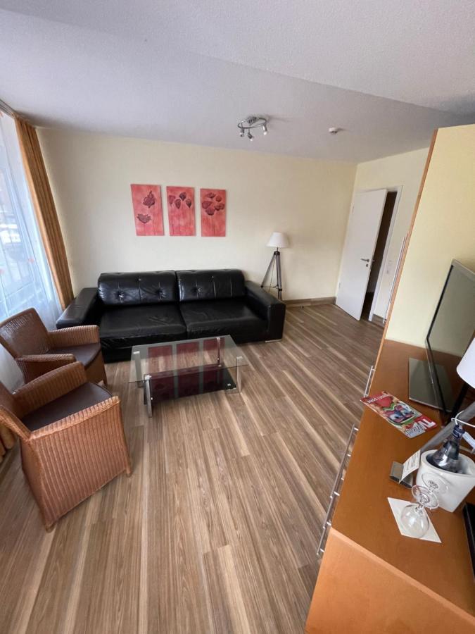 Nordseehotel Benser Hof Am Hafen Bensersiel Kültér fotó