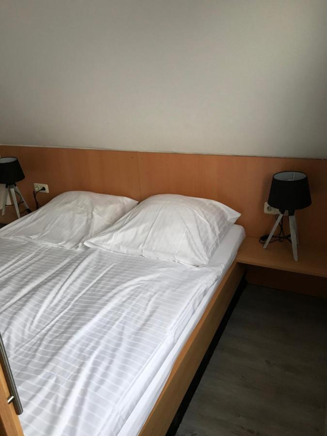 Nordseehotel Benser Hof Am Hafen Bensersiel Kültér fotó