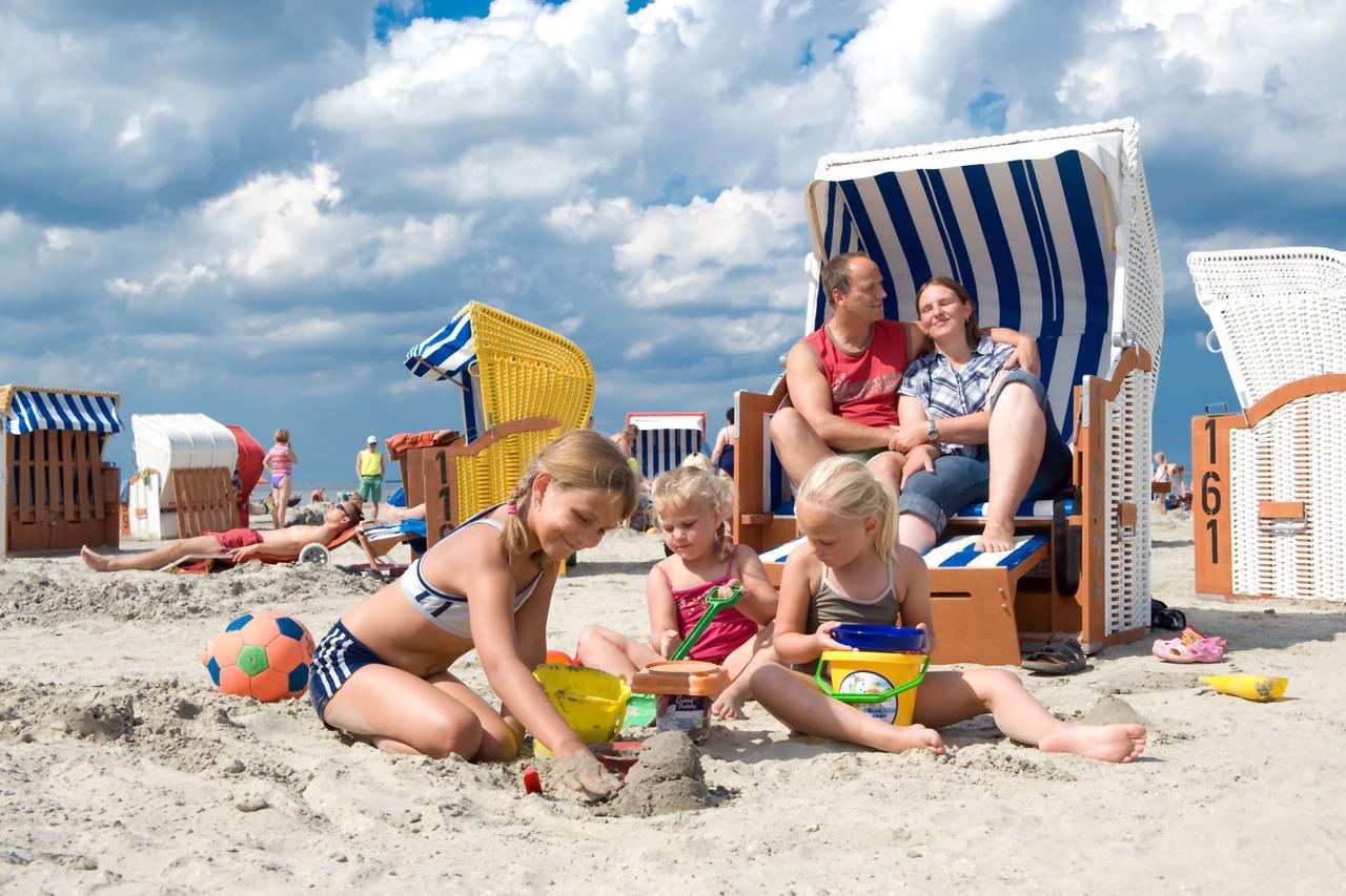 Nordseehotel Benser Hof Am Hafen Bensersiel Kültér fotó